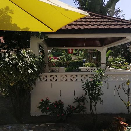Swiss Garden House In Kerr Sering With Full Private Compound Serrekunda Exterior photo