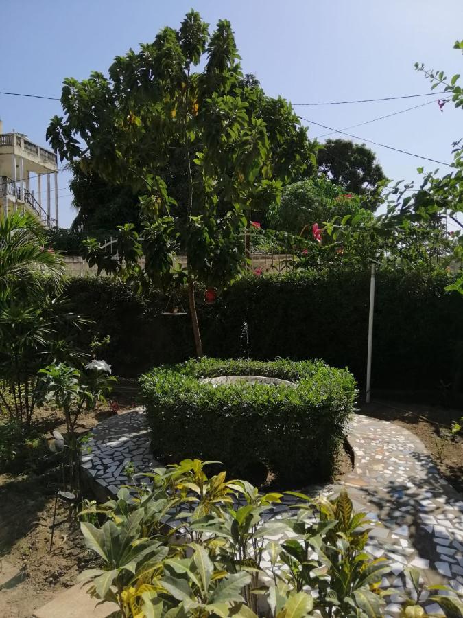 Swiss Garden House In Kerr Sering With Full Private Compound Serrekunda Exterior photo